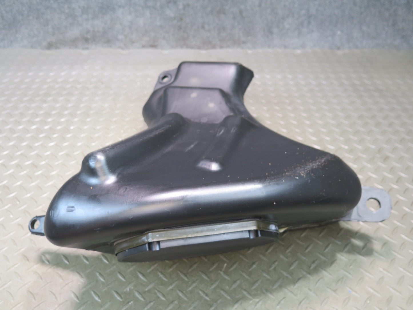02-05 Ford Thunderbird Set of 2 Rear Left & Right Subwoofer Speaker Box OEM