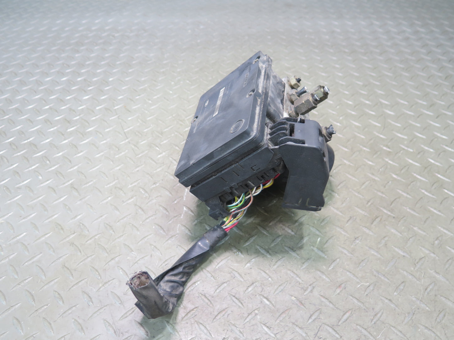 02-05 Ford Thunderbird Anti Lock Brake ABS Pump Module 3W4T-2C219-BE OEM