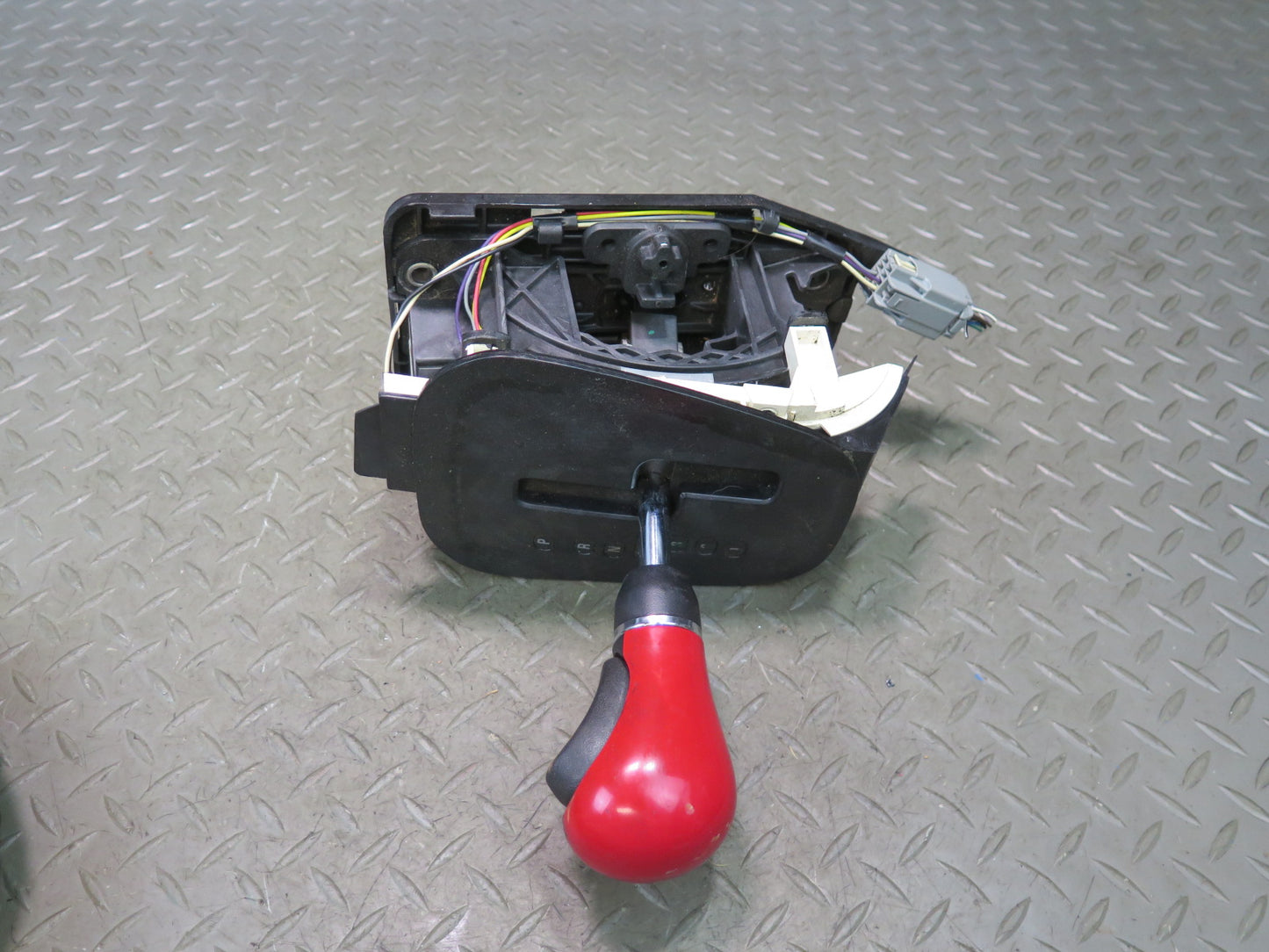 02-05 Ford Thunderbird A/T Automatic Transmission Shifter Assembly OEM