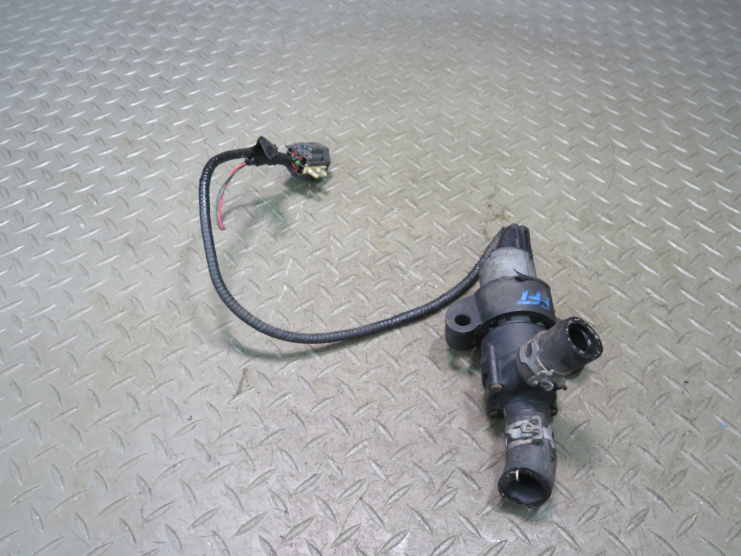 02-05 Ford Thunderbird Auxiliary AUX Coolant Water Pump 0392020071 OEM