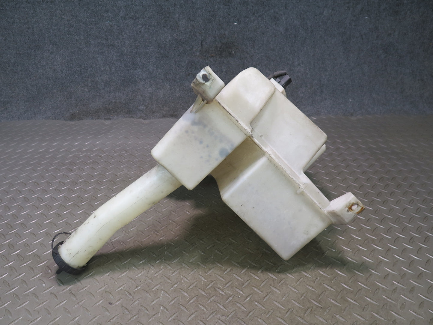 02-05 Ford Thunderbird Windshield Washer Fluid Reservoir Tank w Pump OEM