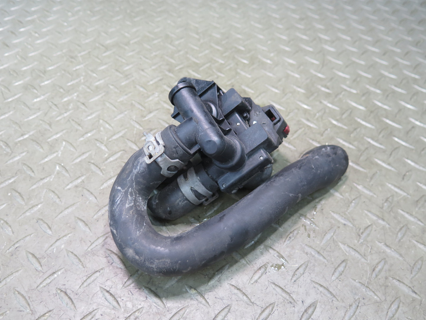 02-05 Ford Thunderbird Hvac Heater Control Valve OEM