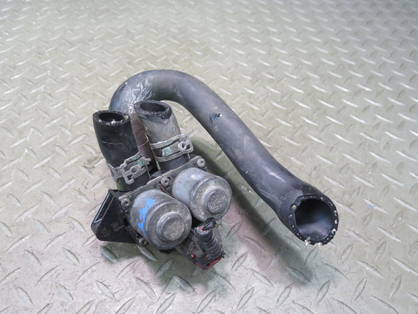02-05 Ford Thunderbird Hvac Heater Control Valve OEM