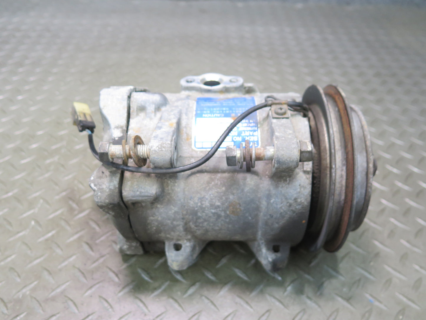 02-05 Ford Thunderbird A/C Air Condition Compressor OEM