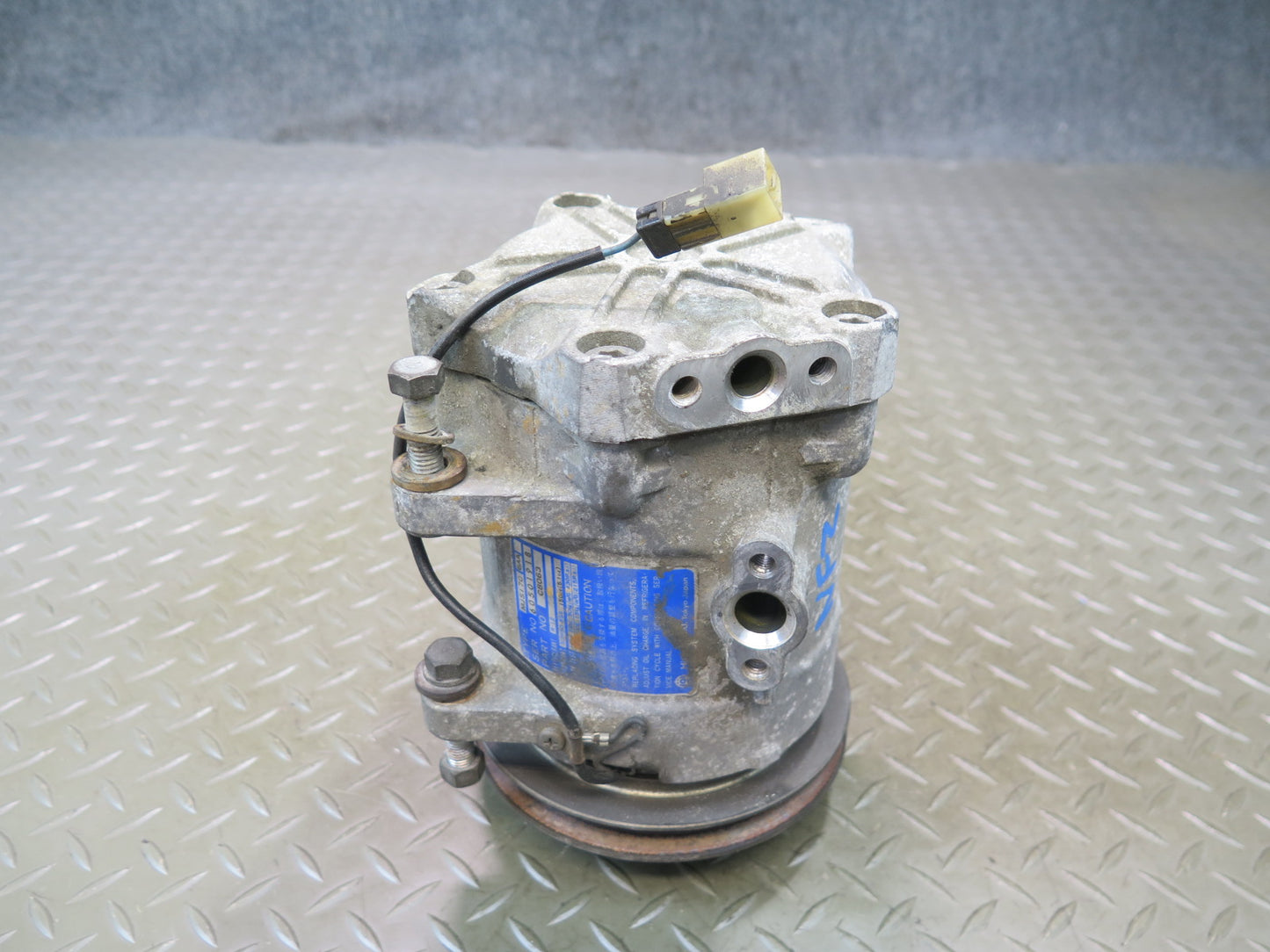 02-05 Ford Thunderbird A/C Air Condition Compressor OEM