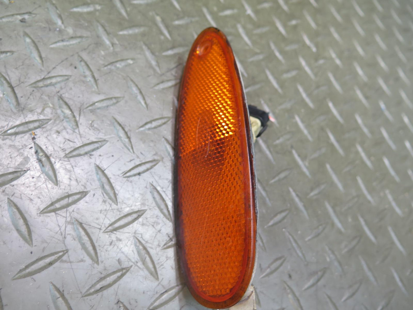 02-05 Ford Thunderbird Set of 2 Front Left & Right Side Marker Light Lamp OEM