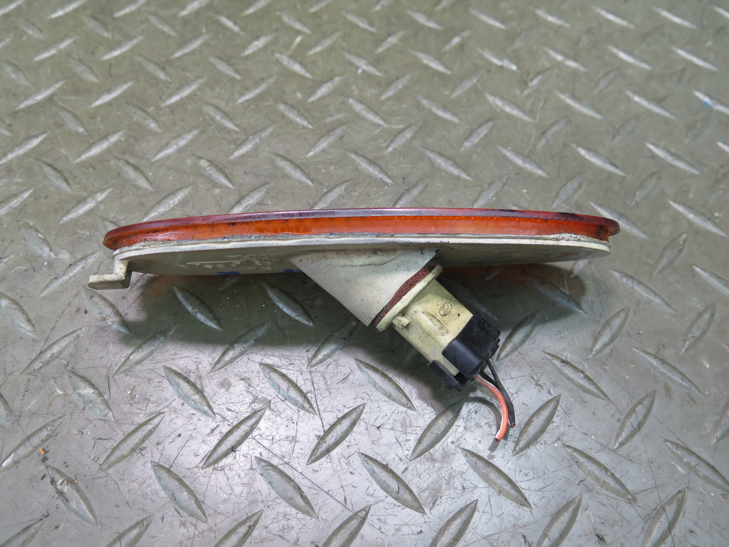 02-05 Ford Thunderbird Set of 2 Front Left & Right Side Marker Light Lamp OEM