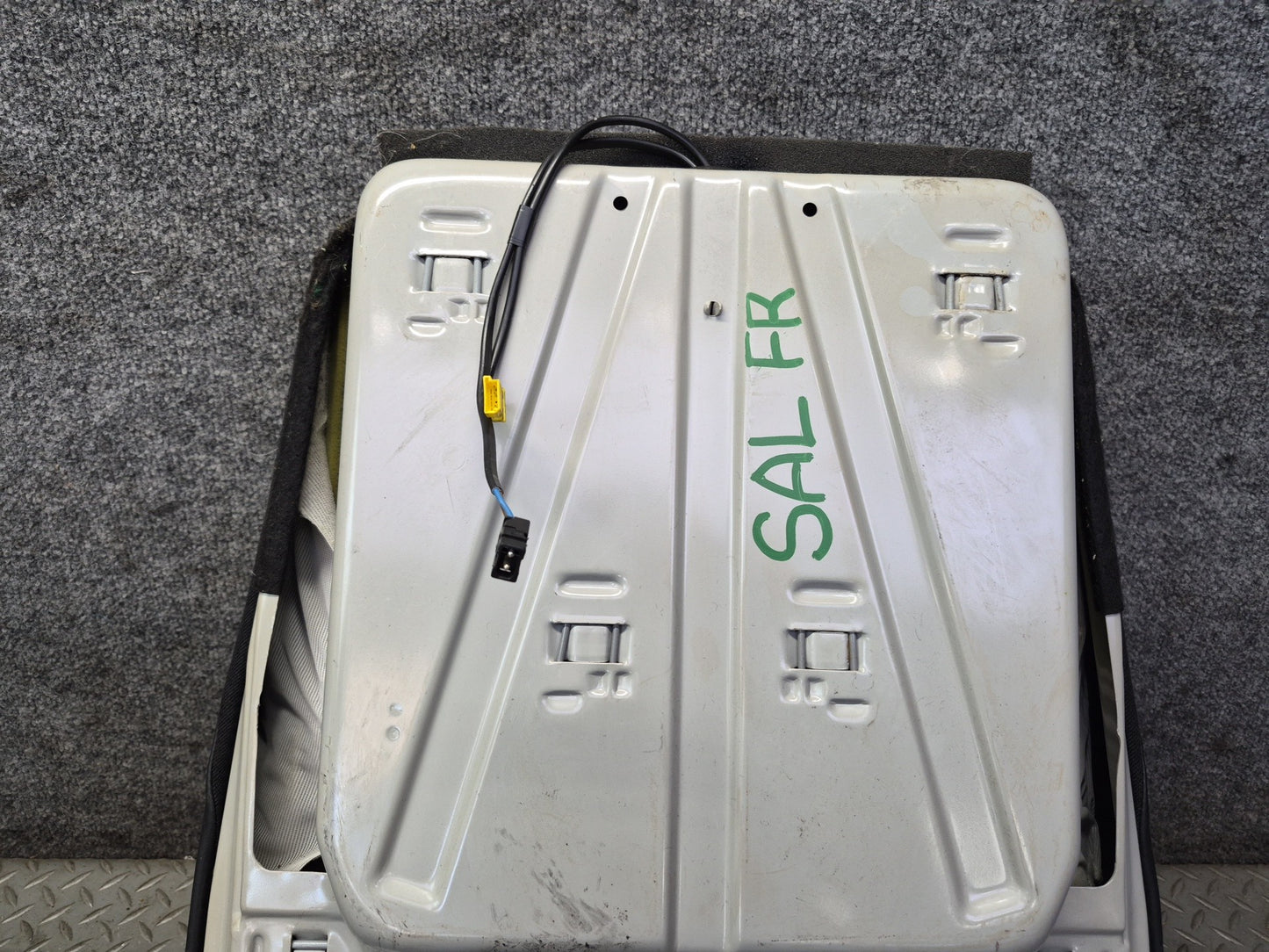 96-02 Mercedes R129 SL500 Front Right Seat Lower Leather Cushion OEM