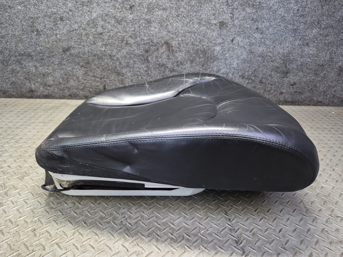96-02 Mercedes R129 SL500 Front Left Seat Lower Leather Cushion Black OEM