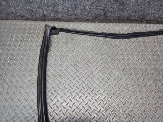 84-86 Nissan Z31 300ZX 2+0 Set of 2 Door Weatherstrip Rubber Seal OEM