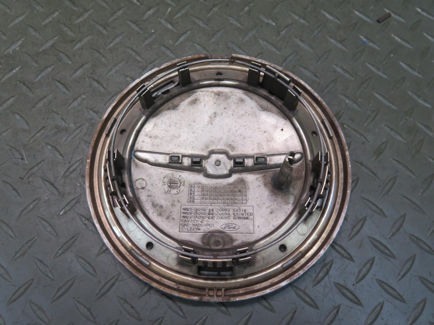 04-05 Ford Thunderbird Set of 4 Wheel Hub Center Cap Cover 4W63-1A096-AC OEM