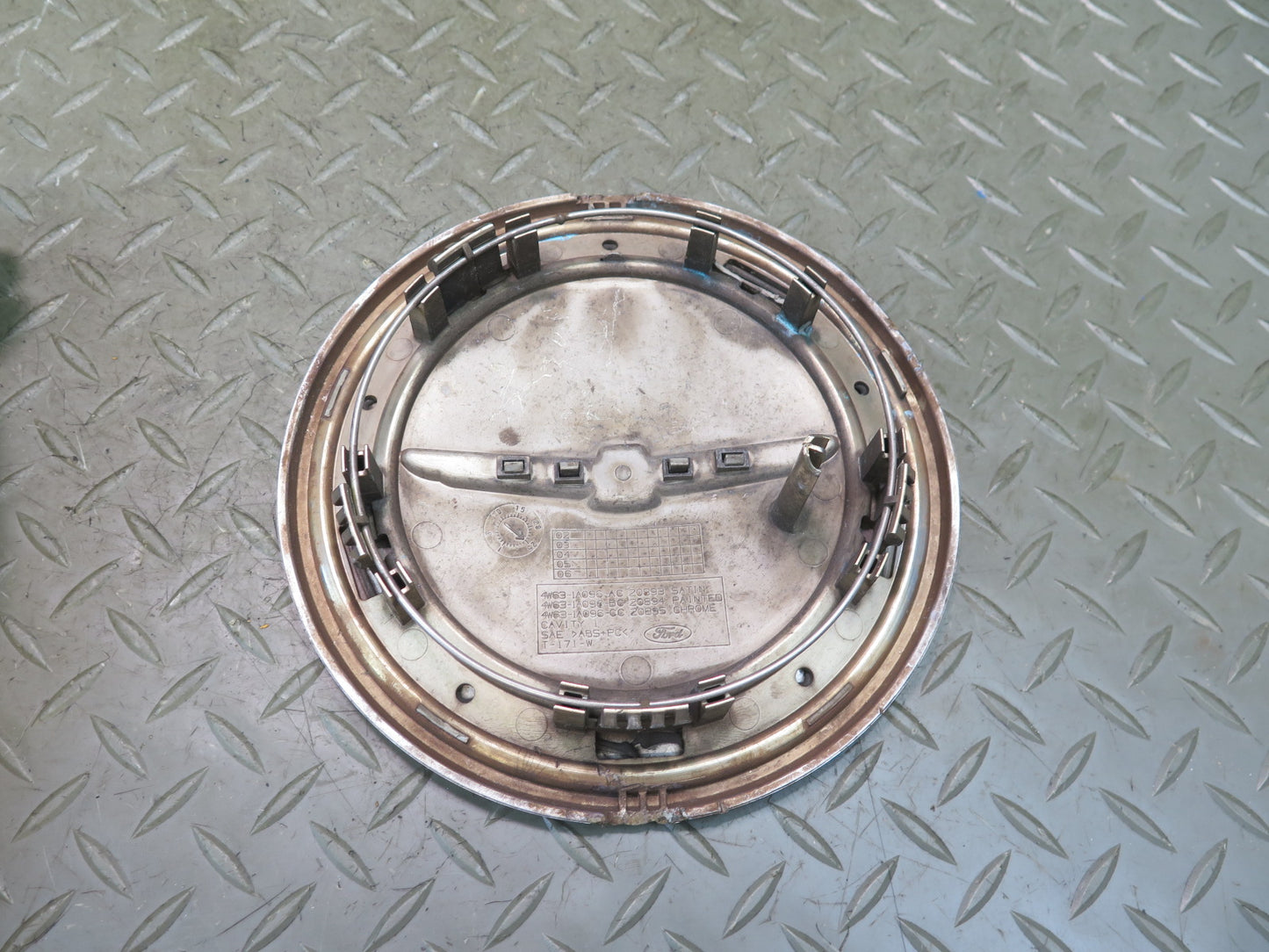 04-05 Ford Thunderbird Set of 4 Wheel Hub Center Cap Cover 4W63-1A096-AC OEM