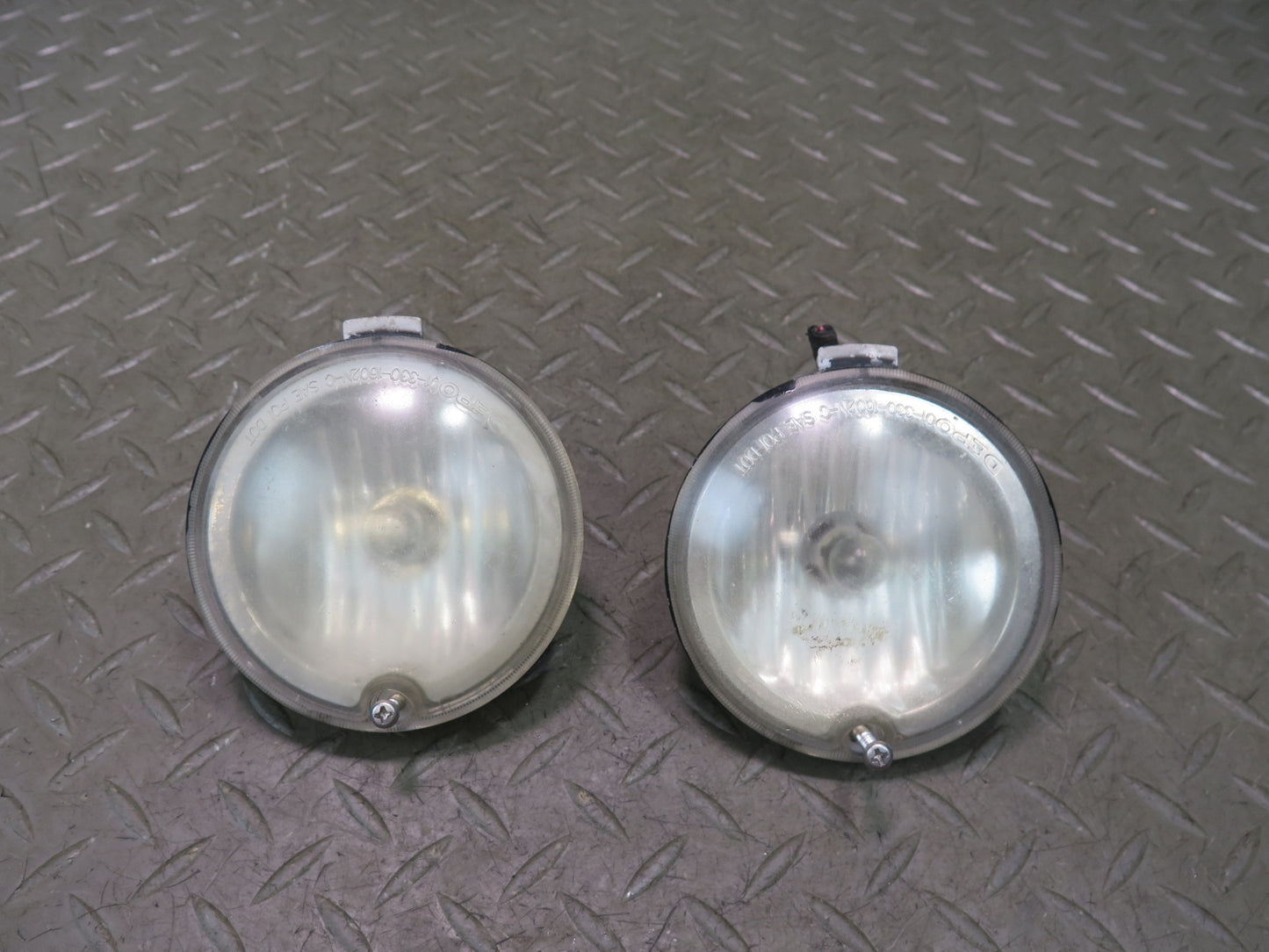 02-05 Ford Thunderbird Set of 2 Front Left & Right Fog Light Lamp OEM