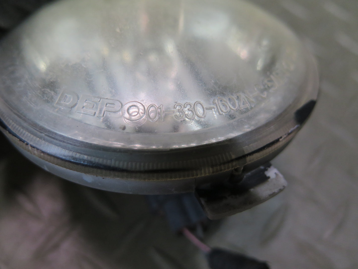 02-05 Ford Thunderbird Set of 2 Front Left & Right Fog Light Lamp OEM