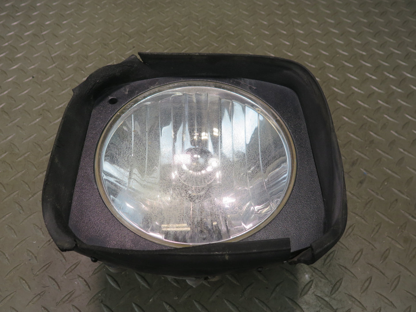 2003-2007 Hummer H2 Front Left & Right Halogen Headlight Lamp Set of 2