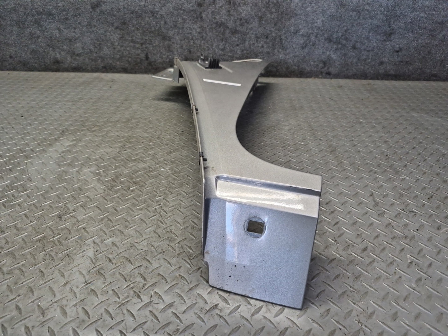 2003-2009 Hummer H2 Front Left Fender Shell Cover Panel Pewter Pearl 15062999