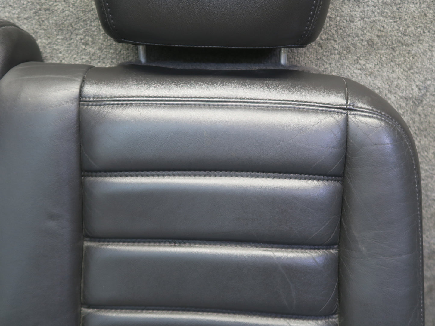 2005-2007 Hummer H2 Rear Left Seat Second 2ND ROW Upper Backrest Leather Cushion