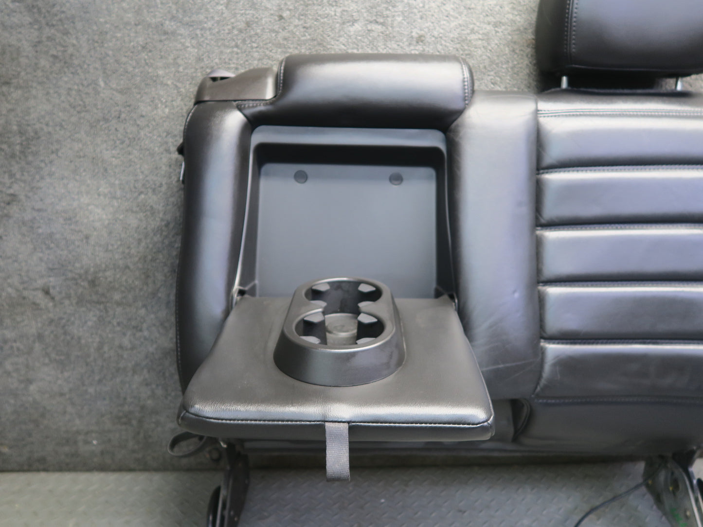 2005-2007 Hummer H2 Rear Left Seat Second 2ND ROW Upper Backrest Leather Cushion