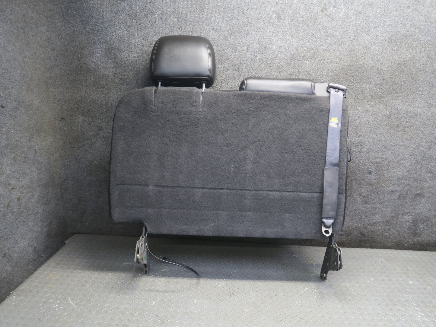 2005-2007 Hummer H2 Rear Left Seat Second 2ND ROW Upper Backrest Leather Cushion