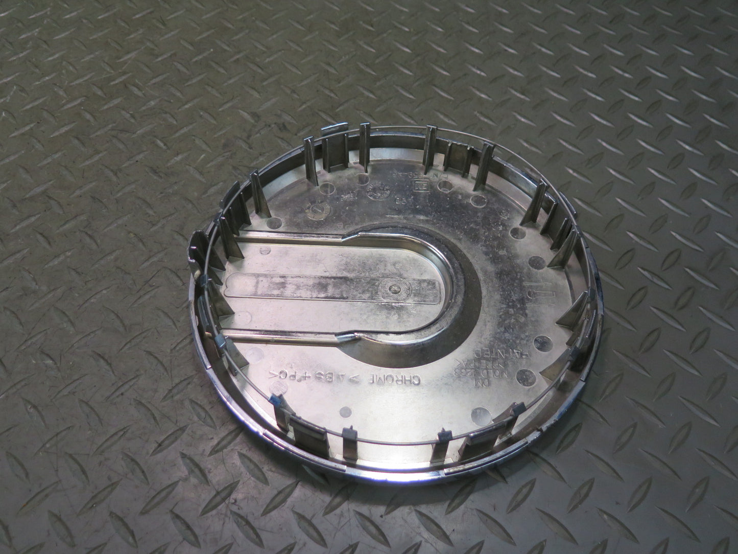 2003-2005 Hummer H2 R17" Wheel Hub Center Chrome Cap Cover Set of 4