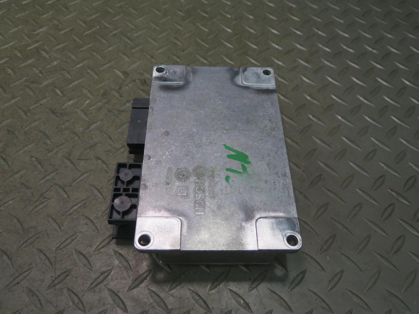 03-12 Mercedes R230 Sl-class Battery Stabilization Control Module 2305401045 OEM
