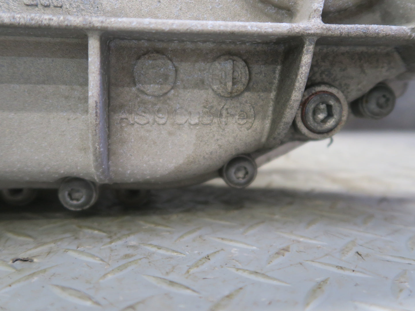 11-15 Audi 4L Q7 3.0L Automatic Transmission Gear Transfer Case OEM