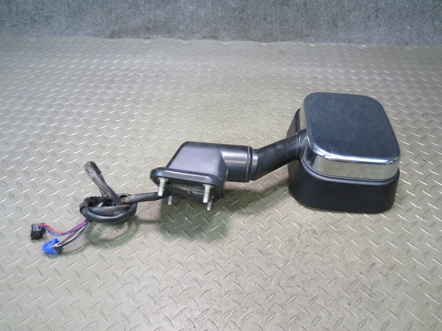 2003-2005 Hummer H2 Right Door Exterior Heated Side View Mirror