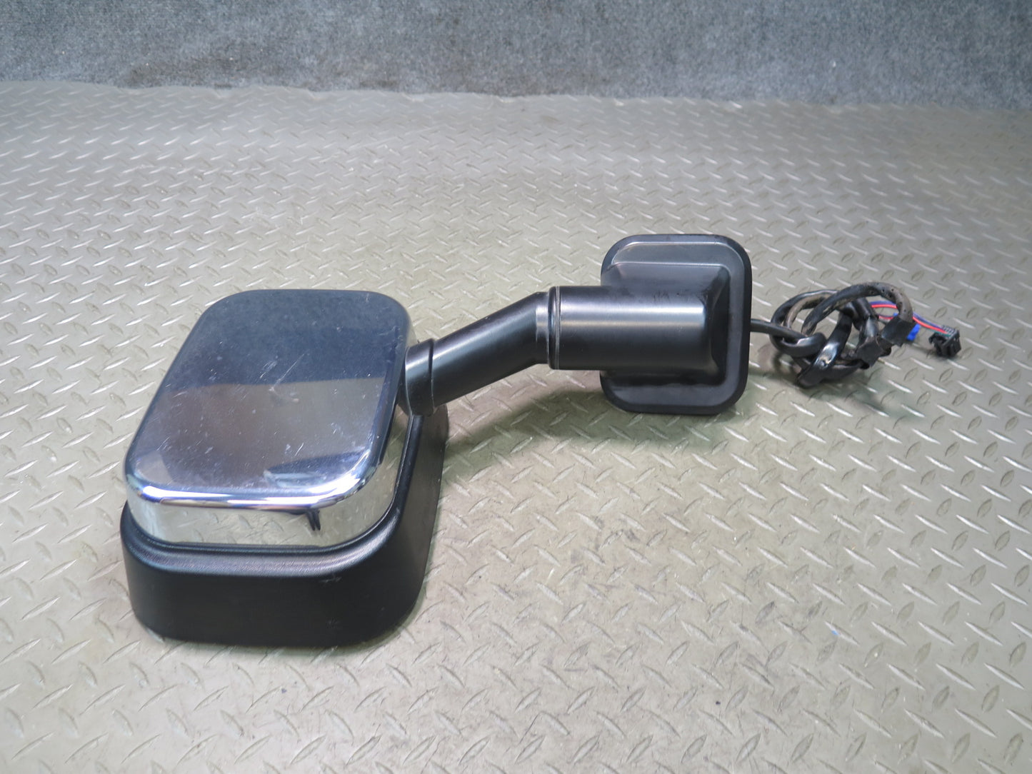 2003-2005 Hummer H2 Right Door Exterior Heated Side View Mirror