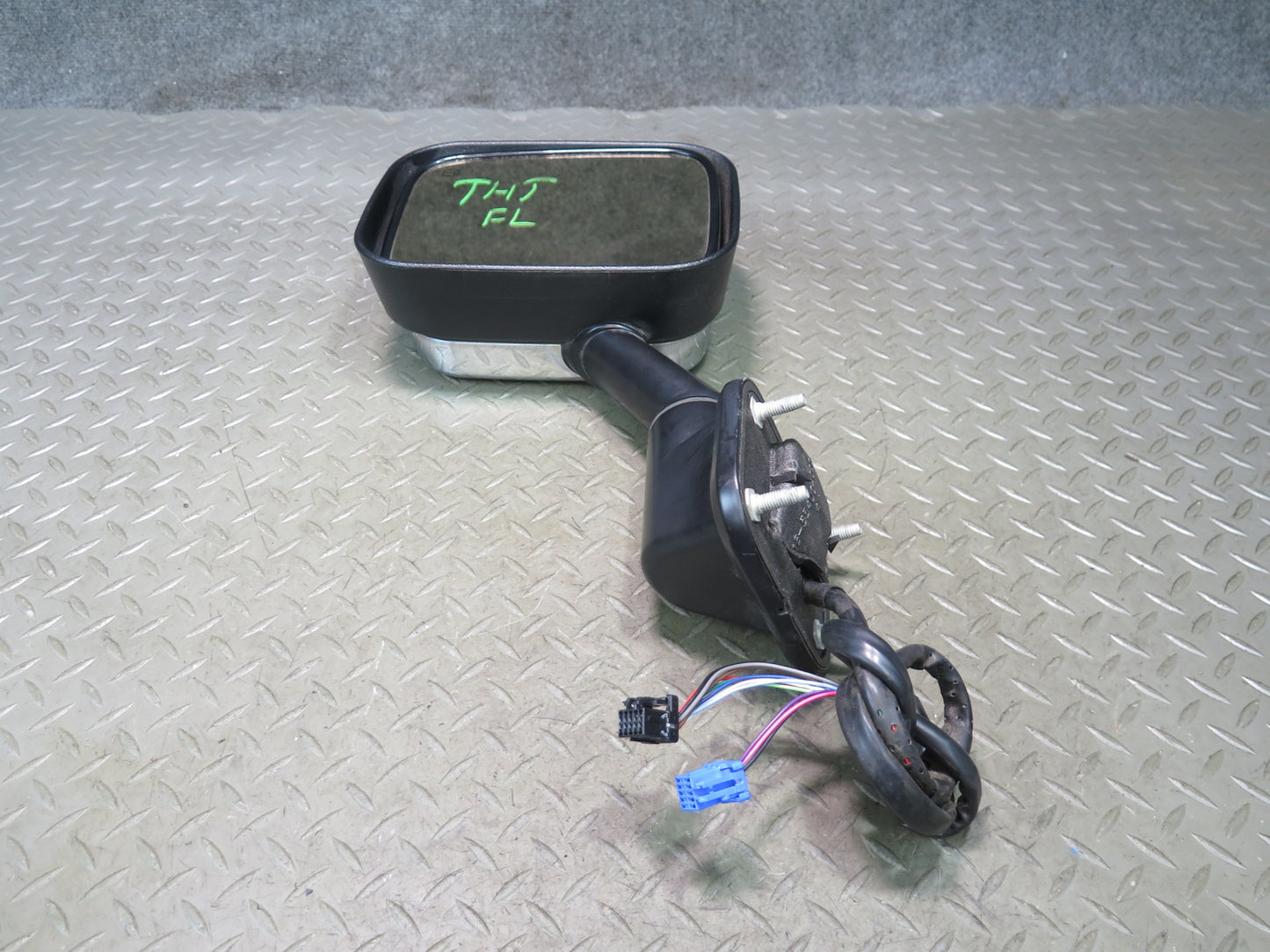 2003-2005 Hummer H2 Left Door Exterior Heated Side View Mirror