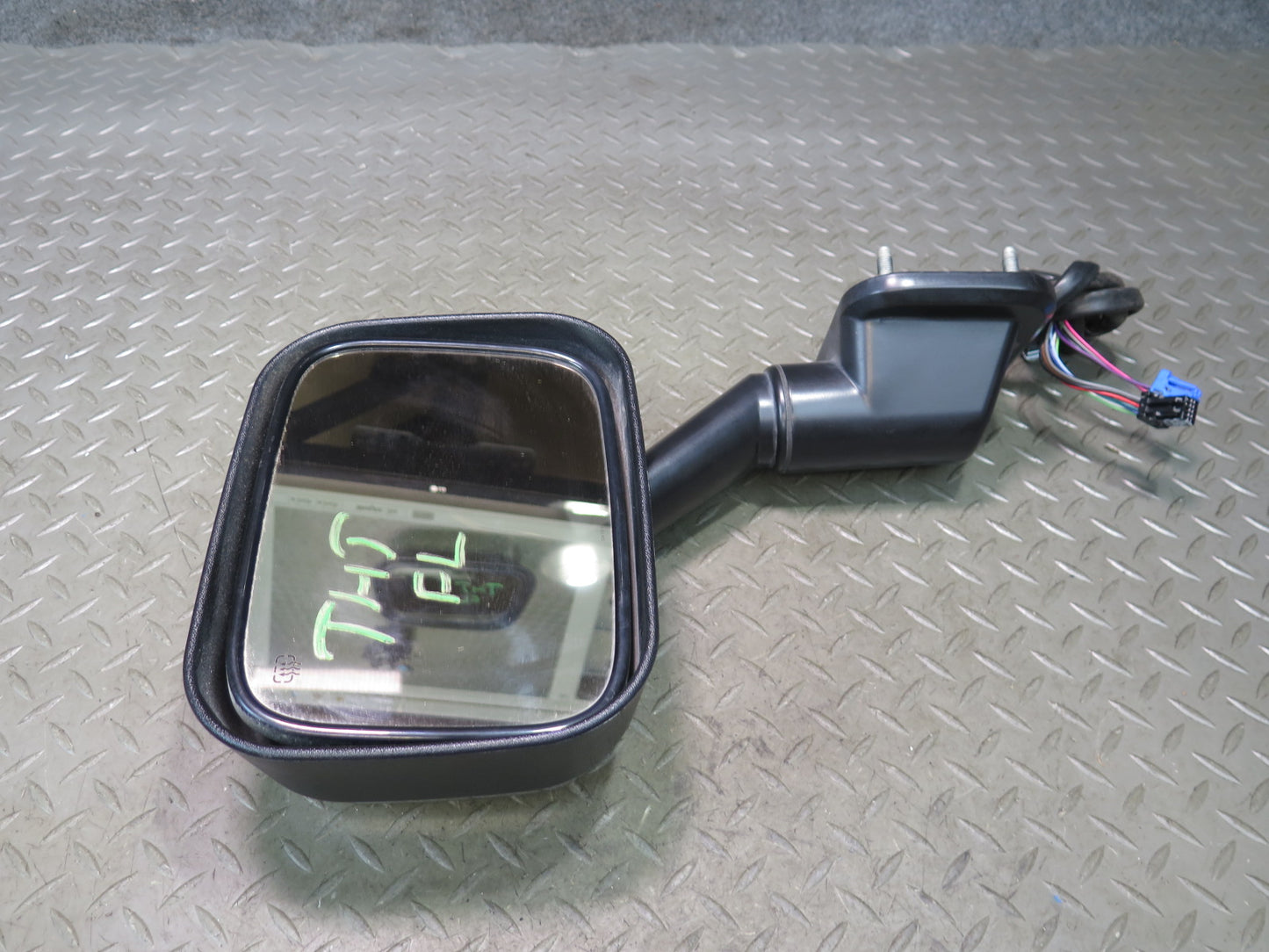 2003-2005 Hummer H2 Left Door Exterior Heated Side View Mirror