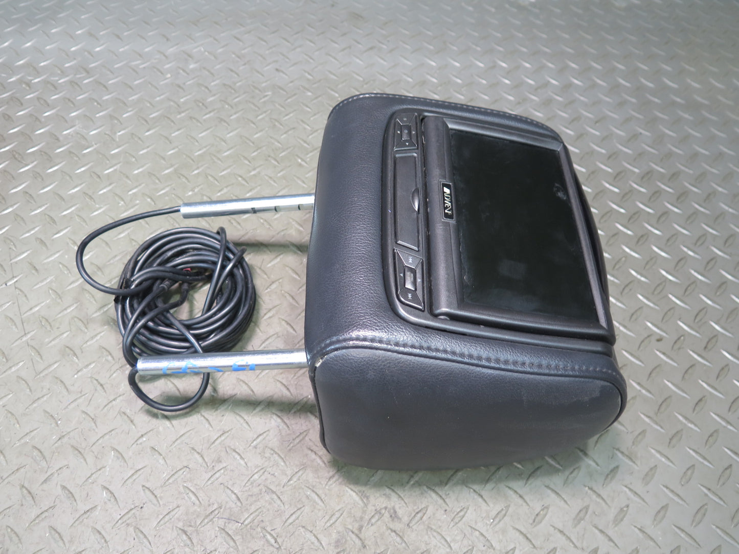 08-15 Audi 4L Q7 Set of 2 Front Leather Headrest w Monitor & Interface Box OEM