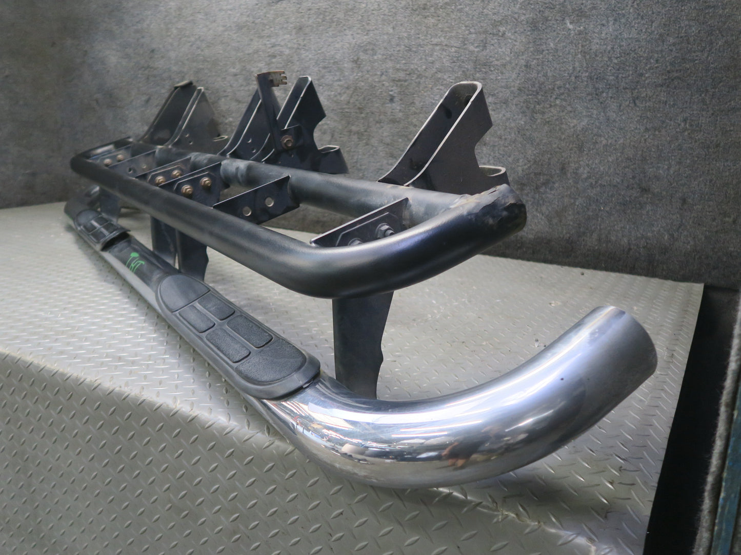2003-2009 Hummer H2 Left & Right Side Running Step Board Guard Set of 2