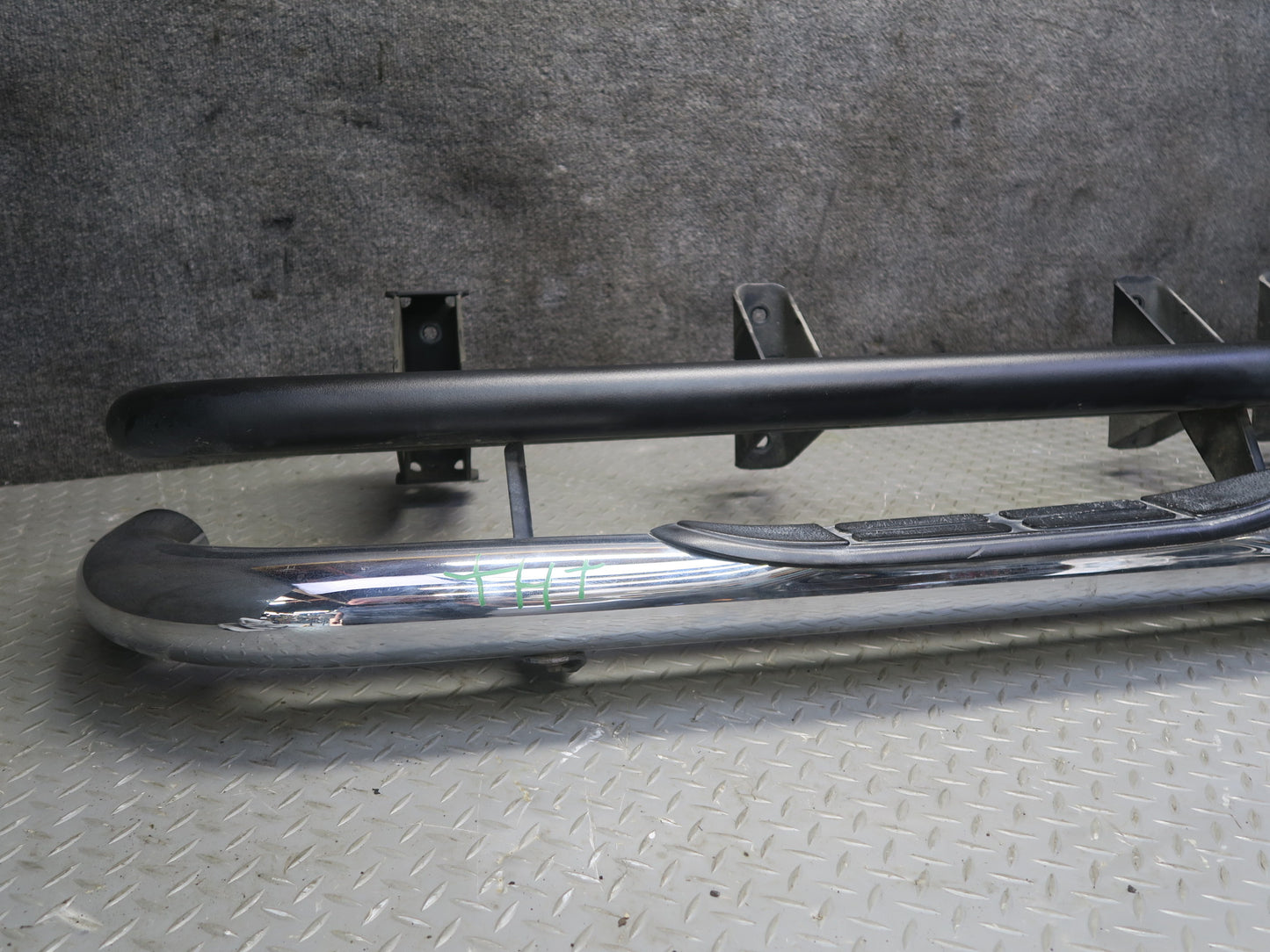 2003-2009 Hummer H2 Left & Right Side Running Step Board Guard Set of 2