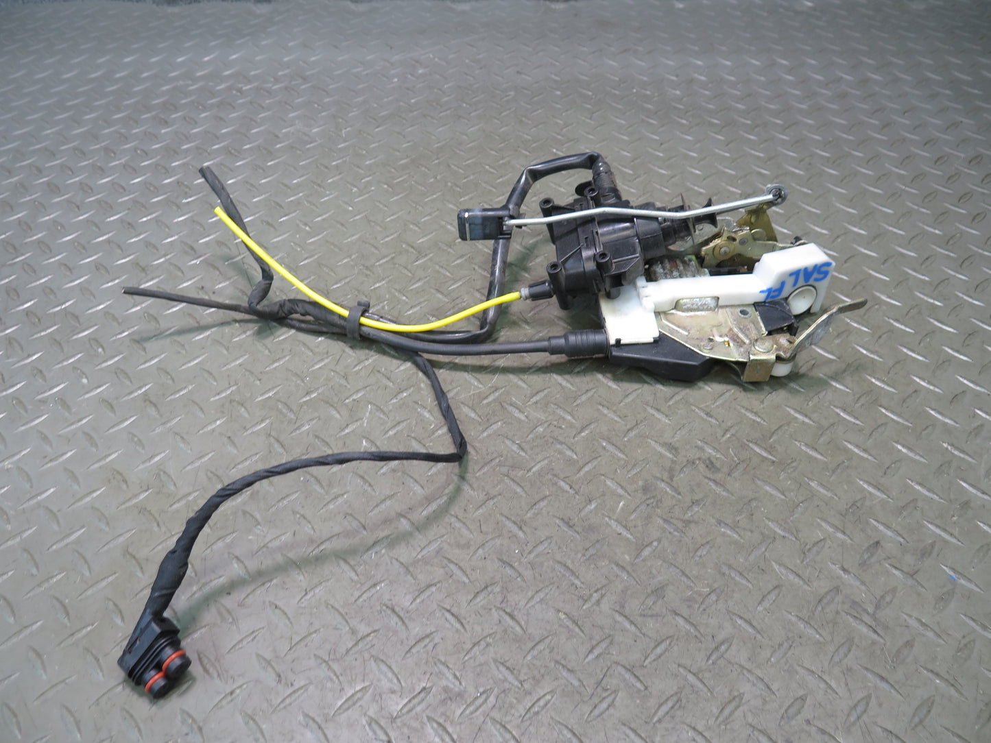 94-02 Mercedes R129 SL500 Left Door Lock Latch Actuator OEM