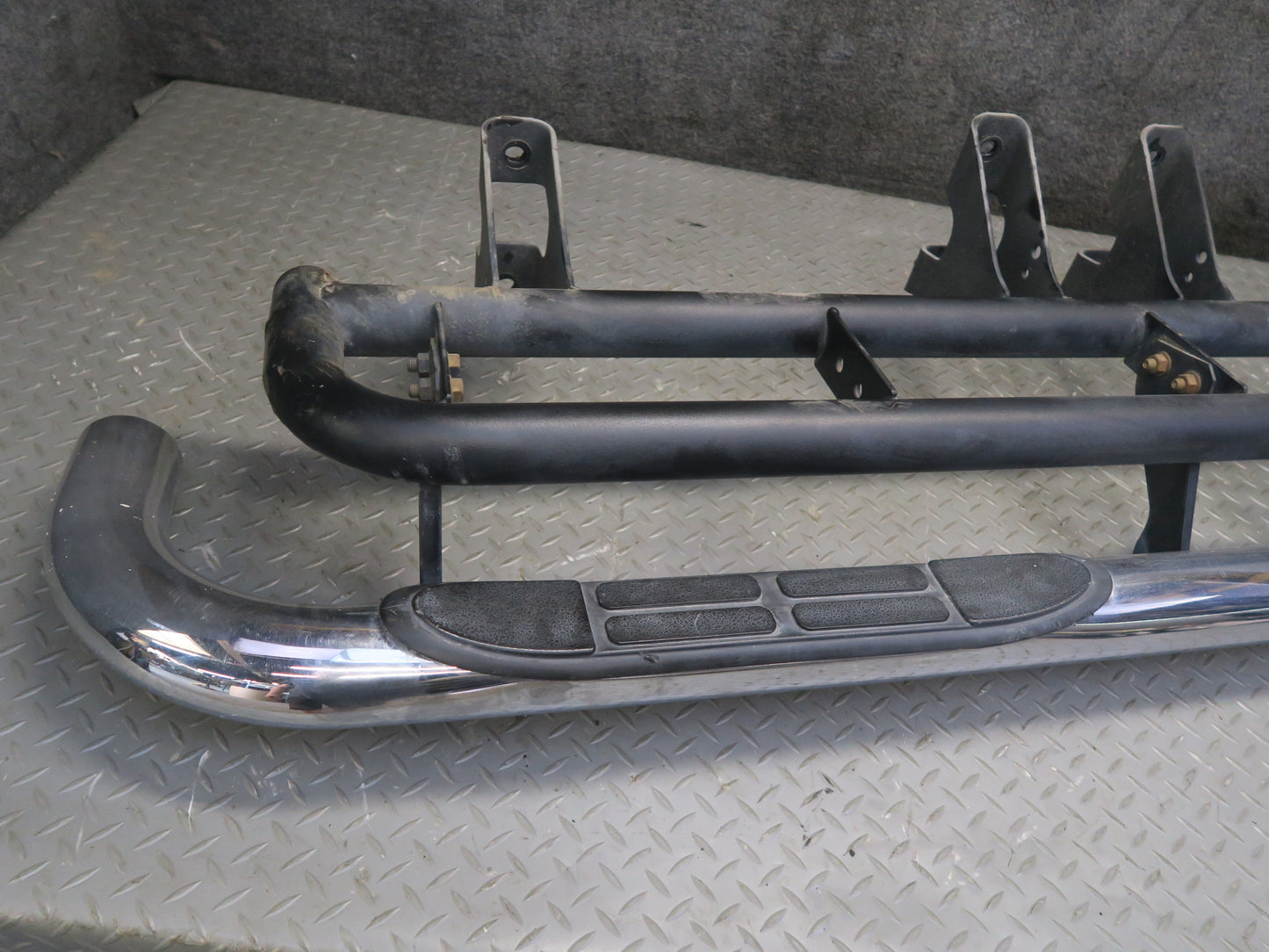 2003-2009 Hummer H2 Left & Right Side Running Step Board Guard Set of 2