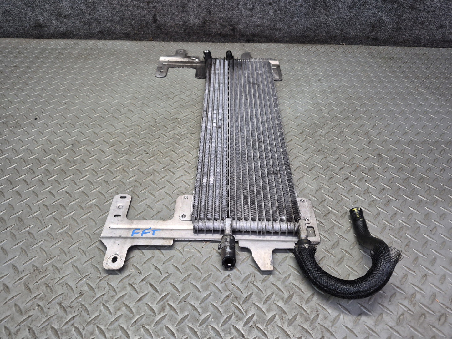 03-05 Ford Thunderbird A/T Power Steering Oil Cooler XR8H-3F749-BA OEM