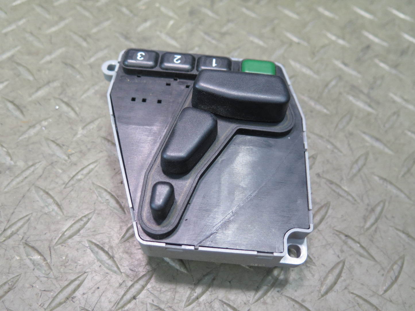 96-02 Mercedes R129 SL500 Right Seat Adjust Control Switch 1298202210 OEM