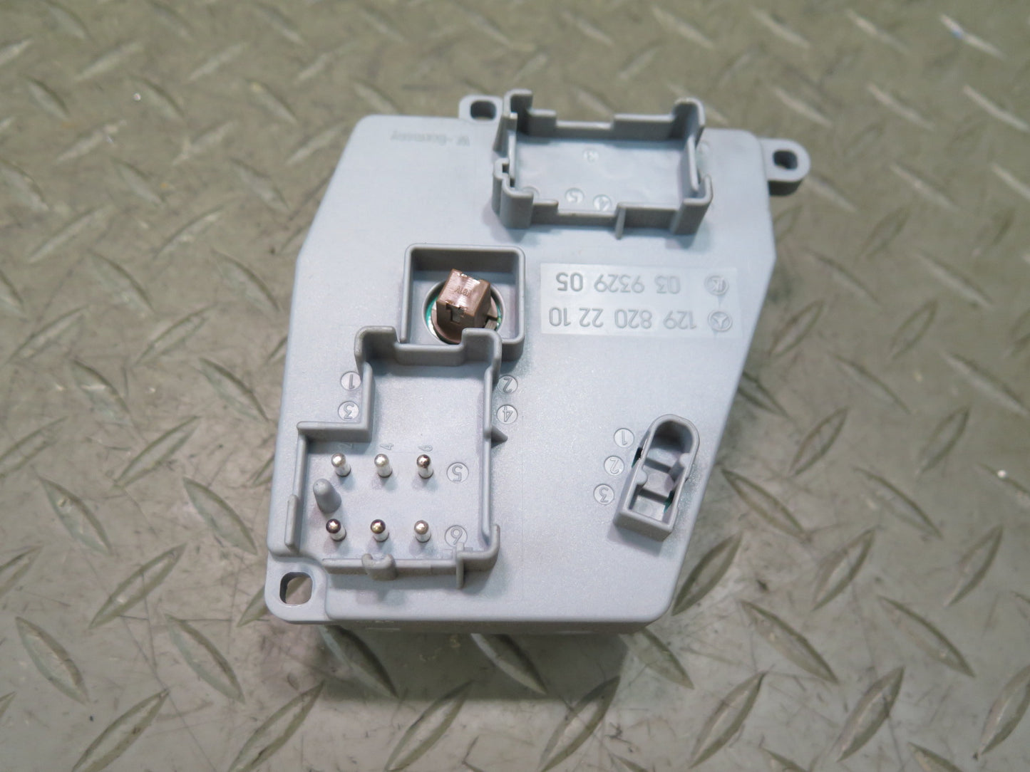 96-02 Mercedes R129 SL500 Right Seat Adjust Control Switch 1298202210 OEM
