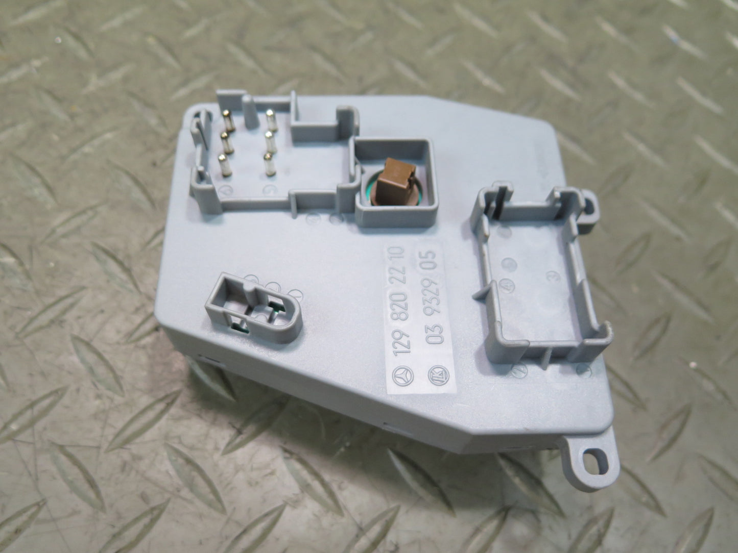 96-02 Mercedes R129 SL500 Right Seat Adjust Control Switch 1298202210 OEM