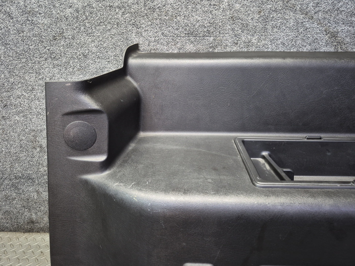 2005-2007 Hummer H2 Rear Left & Right Trunk Quarter Panel Trim Cover Set of 2