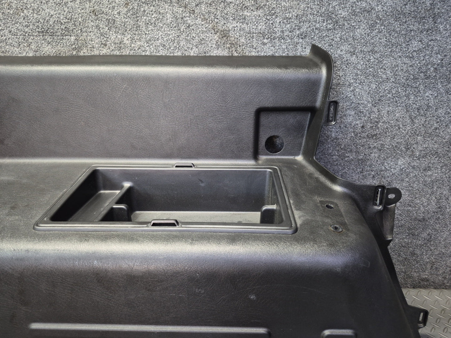2005-2007 Hummer H2 Rear Left & Right Trunk Quarter Panel Trim Cover Set of 2