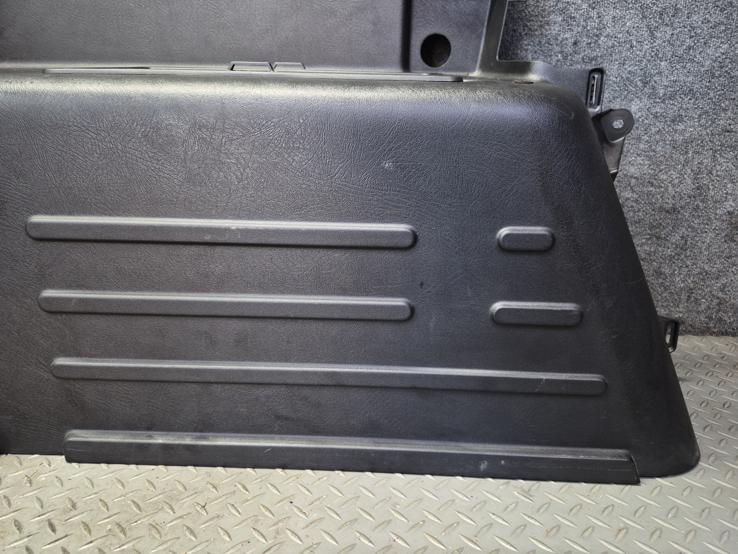 2005-2007 Hummer H2 Rear Left & Right Trunk Quarter Panel Trim Cover Set of 2