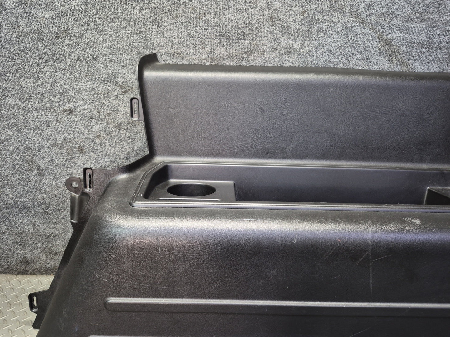 2005-2007 Hummer H2 Rear Left & Right Trunk Quarter Panel Trim Cover Set of 2