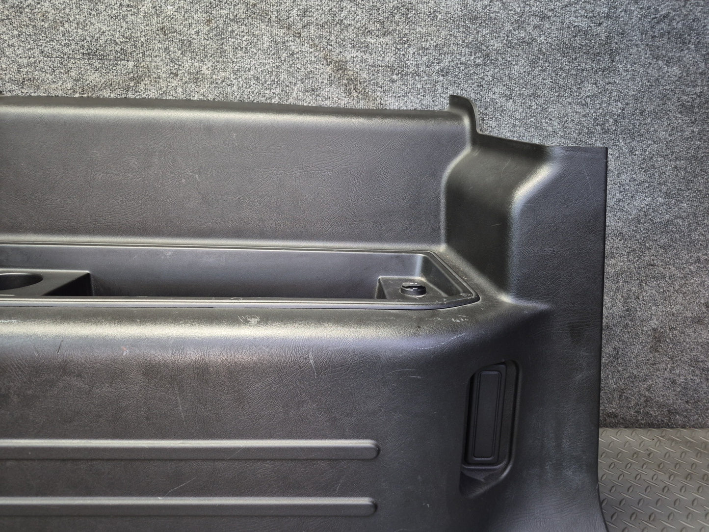 2005-2007 Hummer H2 Rear Left & Right Trunk Quarter Panel Trim Cover Set of 2
