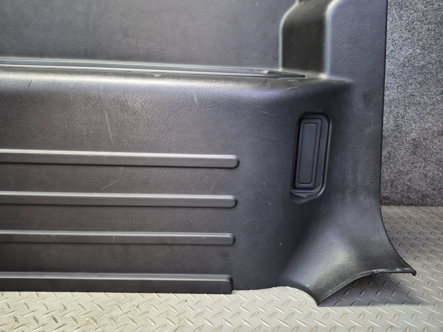 2005-2007 Hummer H2 Rear Left & Right Trunk Quarter Panel Trim Cover Set of 2