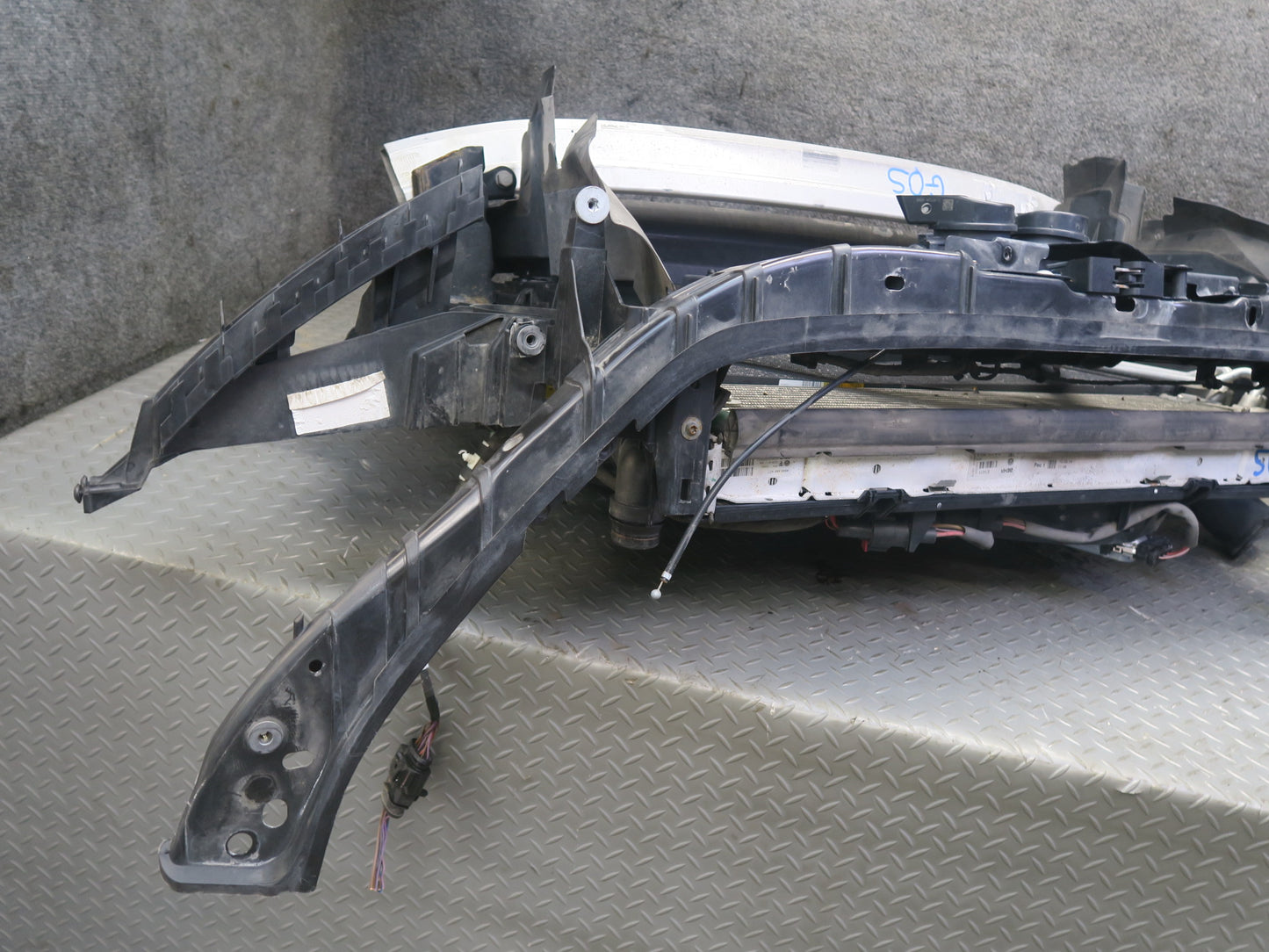 11-15 Audi 4L Q7 3.0L Radiator Core Support A/C Condenser Cooling Fan Set OEM