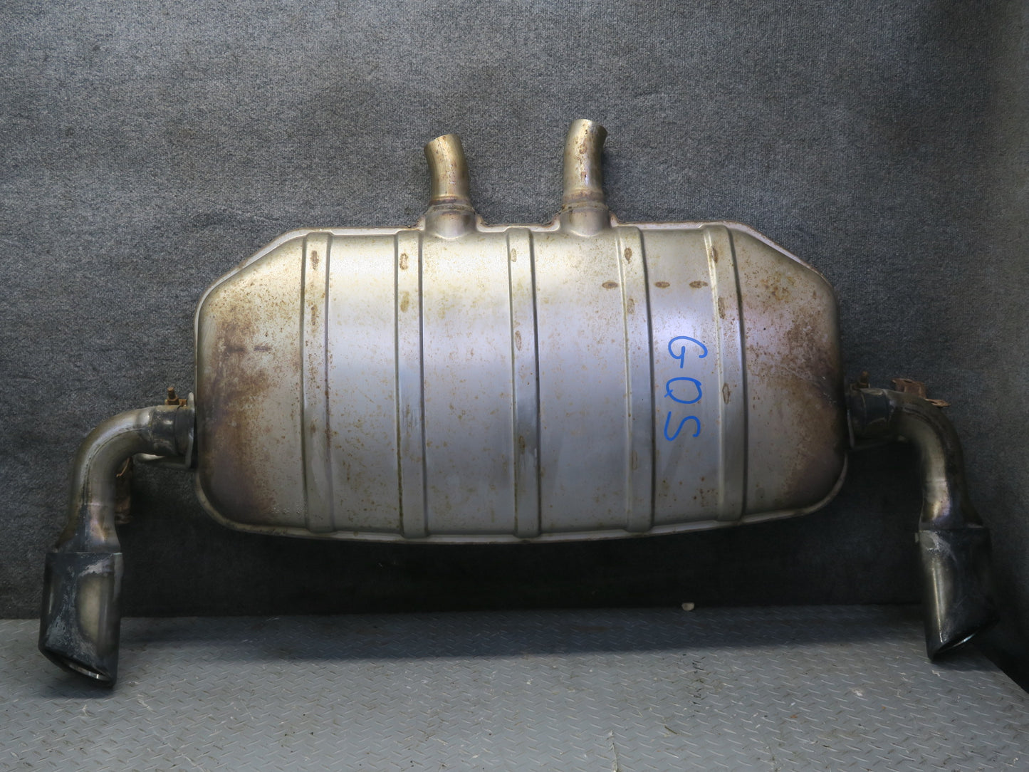 11-15 Audi 4L Q7 3.0L Rear Exhaust Muffler w Tips OEM