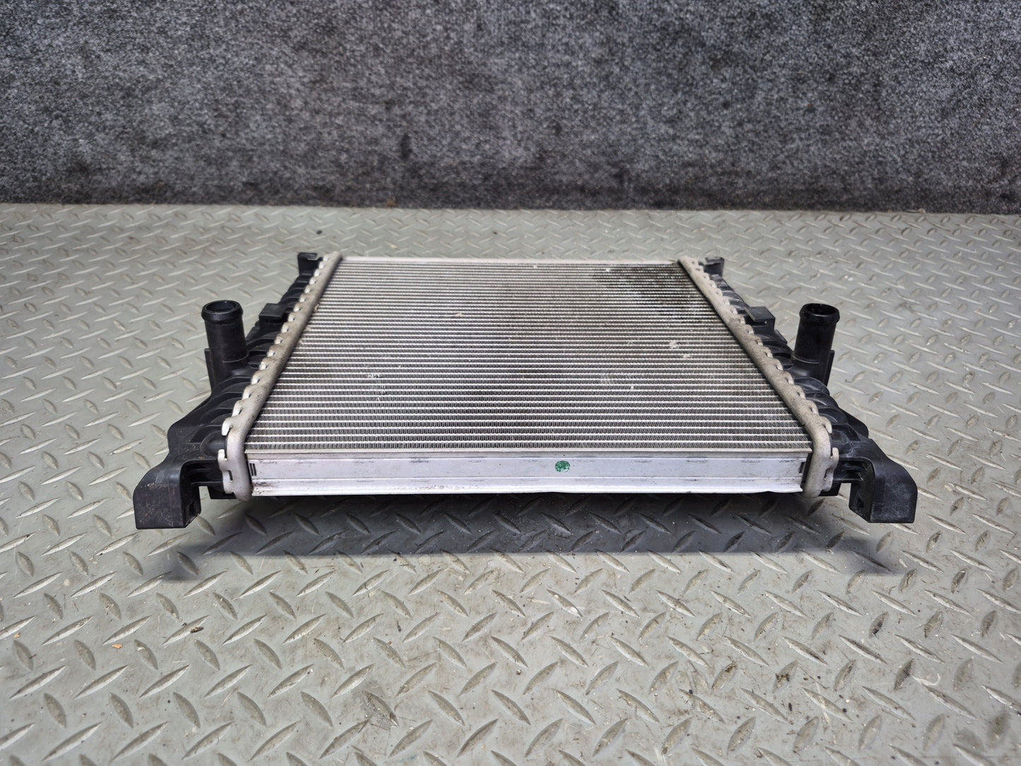 11-15 Audi 4L Q7 3.0L Left or Right Engine Secondary Auxiliary Radiator OEM