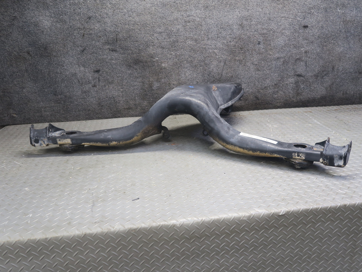 86-89 Mercedes R107 560SL Rear Suspension Crossmember Subframe K-frame Cradle