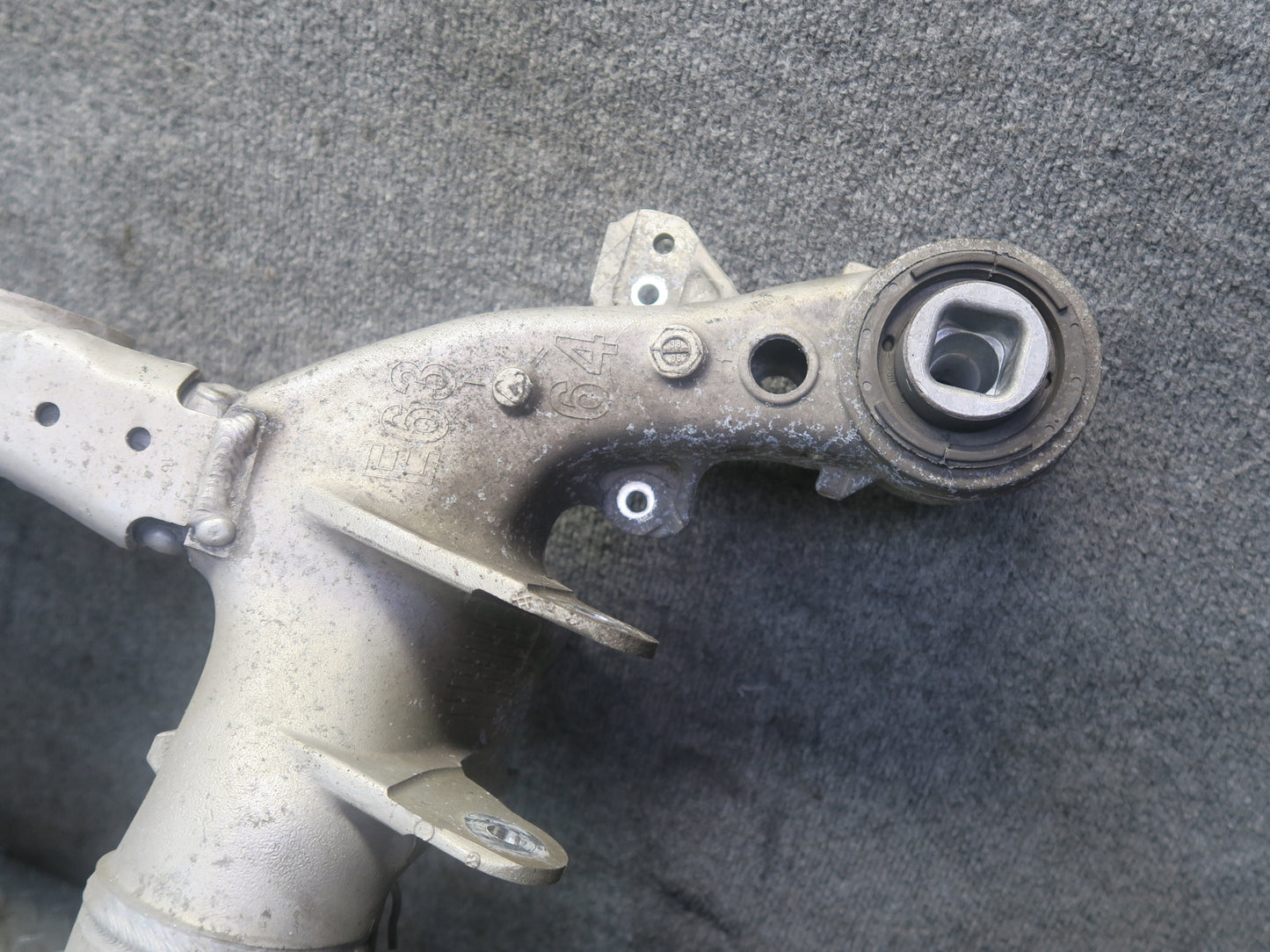 2006-2010 BMW E63 E64 M6 Rear Subframe Crossmember Cradle Axle Carrier